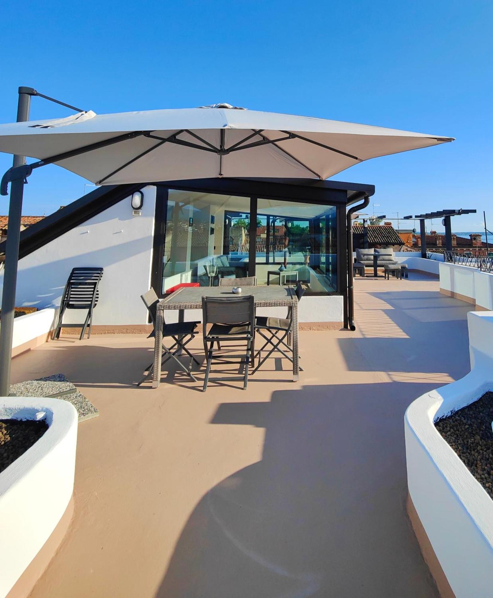 Appartamento Con Vista Mozzafiato Lazise Bagian luar foto
